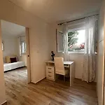 Deluxe Bluebay Oasis Apartmán *