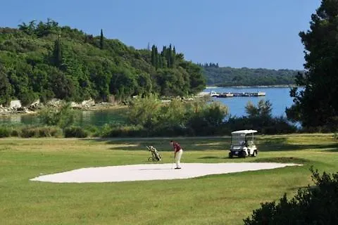 Deluxe Bluebay Oasis