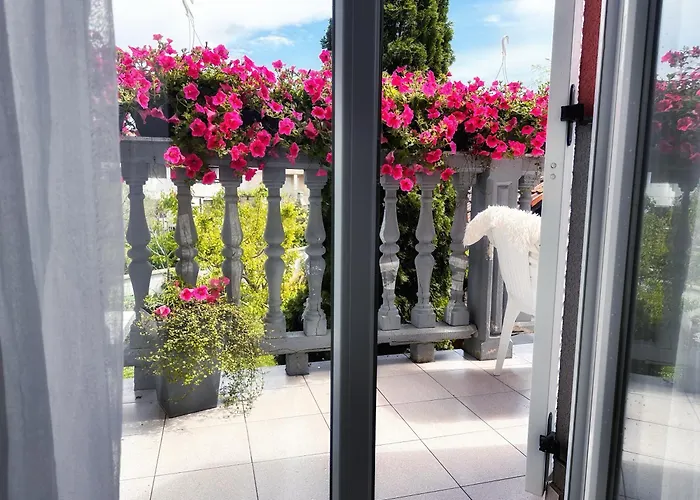 Deluxe Bluebay Oasis Apartman