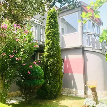 Deluxe Bluebay Oasis Fažana
