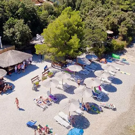 Deluxe Bluebay Oasis Fažana