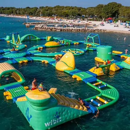 Lägenhet Deluxe Bluebay Oasis *