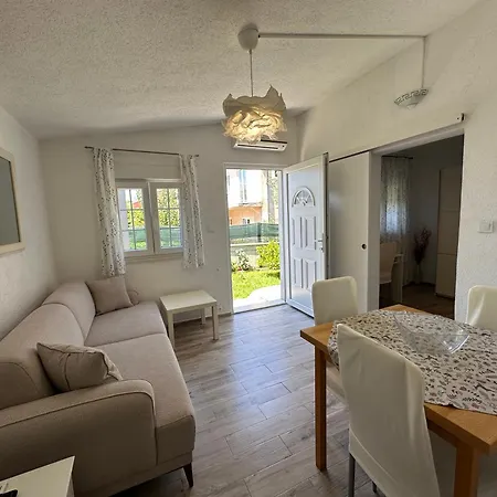 Deluxe Bluebay Oasis Fažana